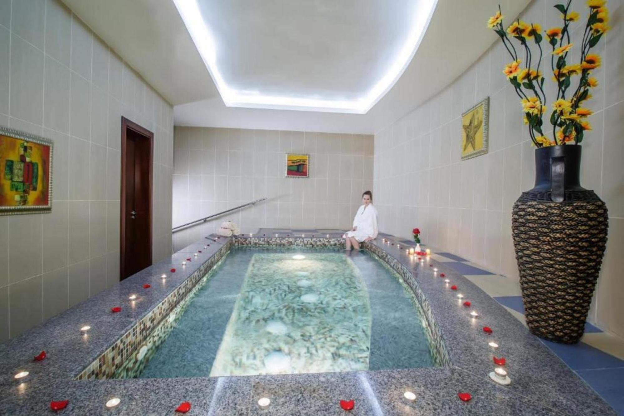 Dancenter Luxe Corniche Hotel Formerly Concorde Hotel Fujairah Luaran gambar