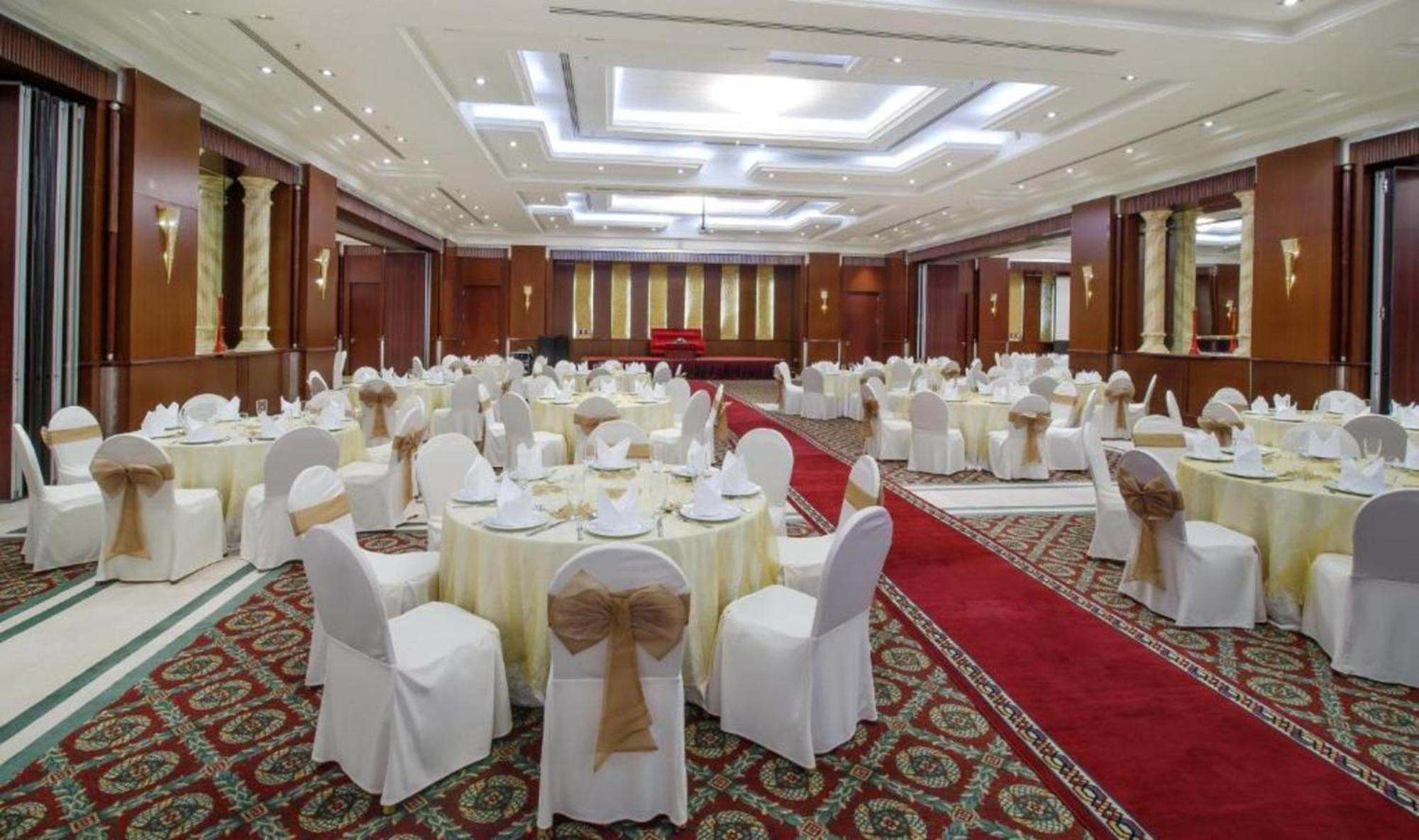 Dancenter Luxe Corniche Hotel Formerly Concorde Hotel Fujairah Luaran gambar