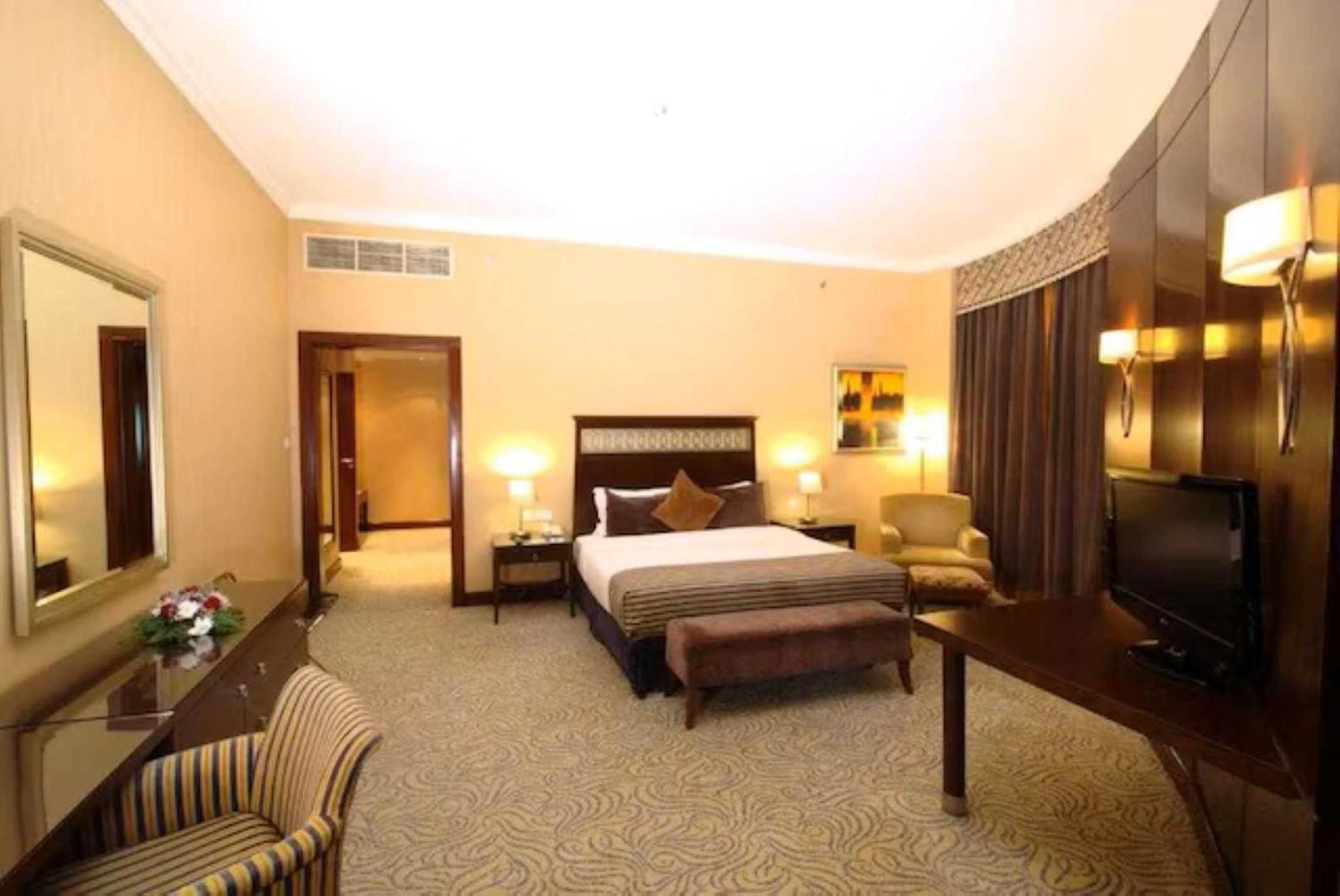Dancenter Luxe Corniche Hotel Formerly Concorde Hotel Fujairah Luaran gambar