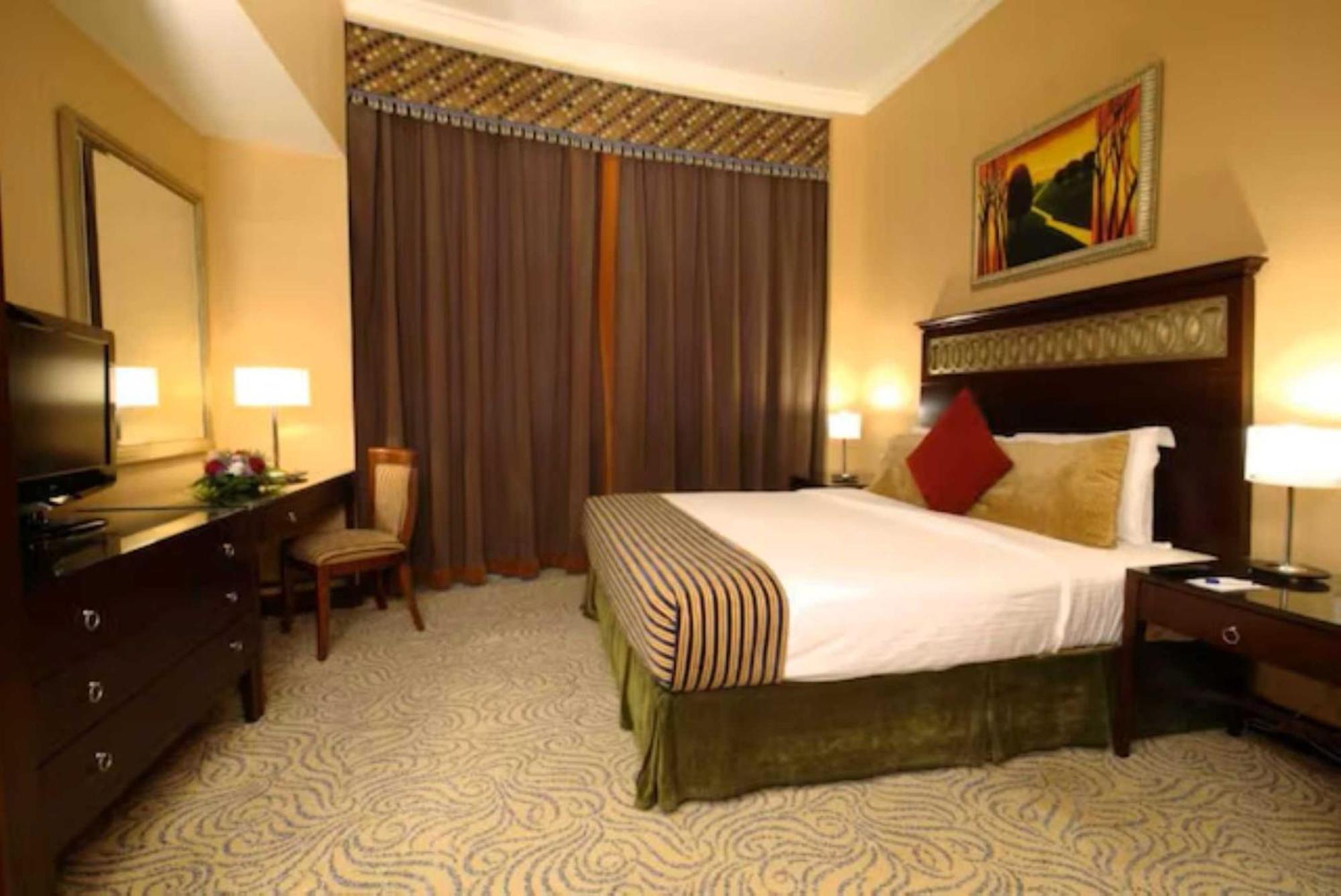 Dancenter Luxe Corniche Hotel Formerly Concorde Hotel Fujairah Luaran gambar